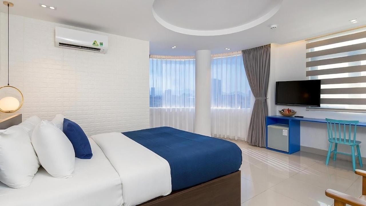 Lucia Beach Hotel Da Nang Exterior foto