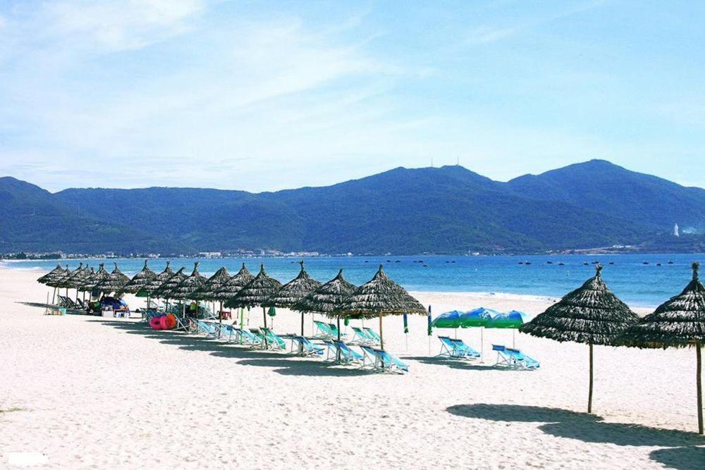 Lucia Beach Hotel Da Nang Exterior foto